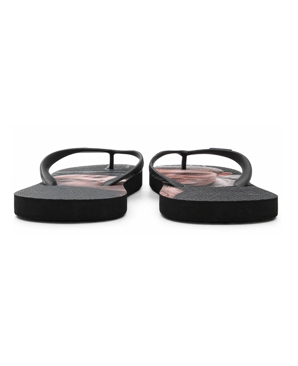 Вьетнамки footjob KELUCCHI LOVE SANDALS — шлёпанцы с принтом на подошве (Венсан Кассель + Моника Беллуччи), ракурс 4